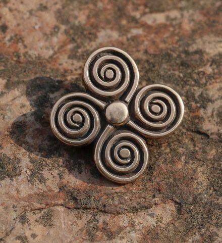 SUN BROOCH, HALLSTATT CULTURE