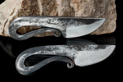 GRIM, COUTEAU DE COU FORGÉ
