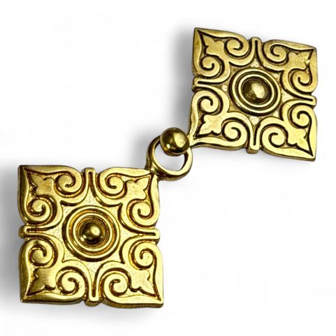 MEDIEVAL CAFTAN BROOCH, HUNGARY, 10TH CENTURY, BRONZE