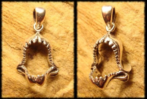 SHARK JAWS, SILVER PENDANT