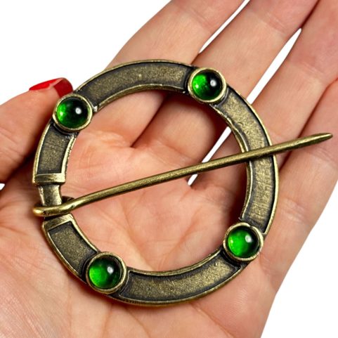 BORGIA, GRANDE BOUCLE DE CAPE MÉDIÉVALE AVEC VERRE