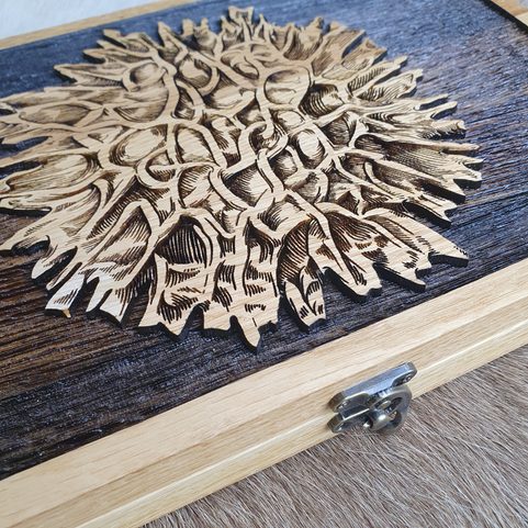 WOODEN BOX FOR MOLDAVITES, BOX MADE OF OAK WOOD