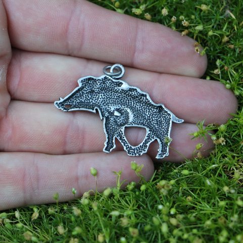 COLLACH - CELTIC BOAR PENDANT, ZINC, ANTIQUE SILVER
