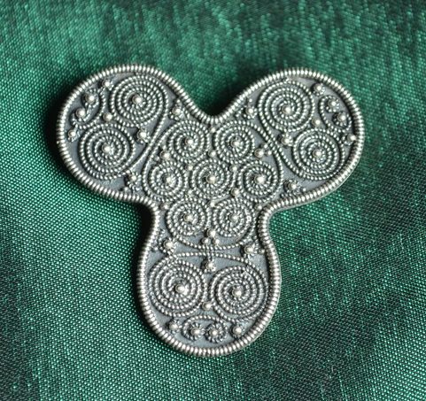 TREFOIL VIKING BROOCH, X. CENTURY, DENMARK, SILVER 925, 16 G
