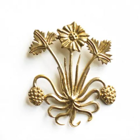 INSIGNE DE PÈLERIN MÉDIÉVAL, FRAISES