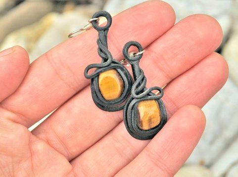 TIGER EYE - EARRINGS