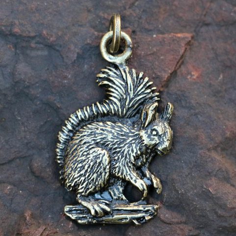 SQUIRREL, PENDANT, ZINC, ANTIQUE BRASS