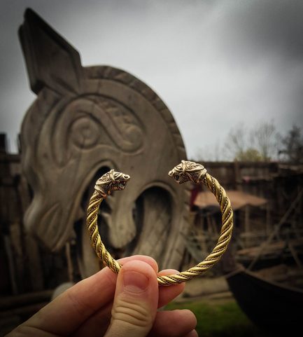 FLÓKI, WIKINGER-ARMBAND AUS MESSING