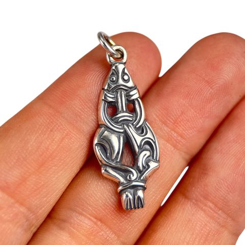 MARTRE, PENDENTIF VIKING DE STYLE BORRE, ARGENT 925/1000