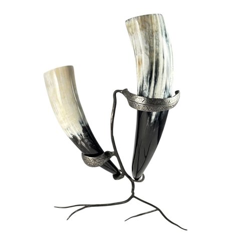 WROUGHT IRON HOLDER FOR TWO DRINKING HORNS