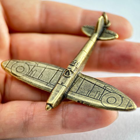 SUPERMARINE SPITFIRE, PENDENTIF AVION, ZINC