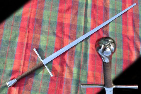 HELIOT, PRACTISE LONG SWORD