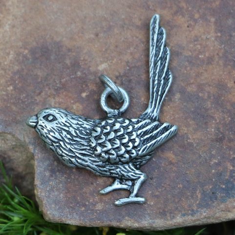 GREAT TIT BIRD, ZINC PENDANT, ANTIQUE SILVER