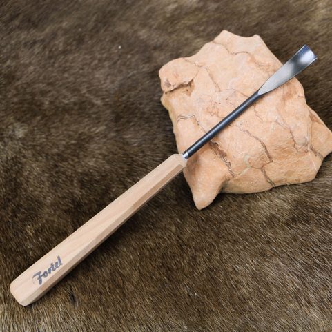 WOOD CHISEL, HAND FORGED, TYPE XVII
