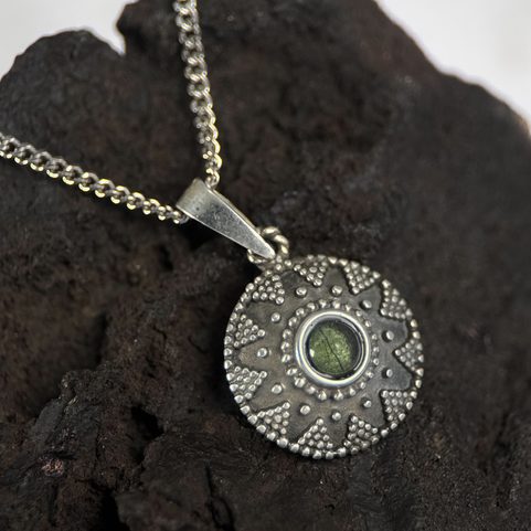 SLAVIC, SILVER PENDANT, MOLDAVITE, AG 925/1000