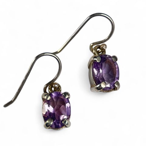SILVER EARRINGS WITH AMETHYST, AG 925/1000