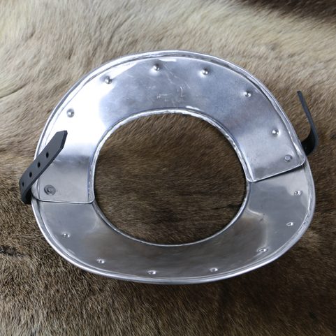 BEVOR AND PAULDRONS THE ROYAL GUARD DURALUMIN - COSTUME RENTAL