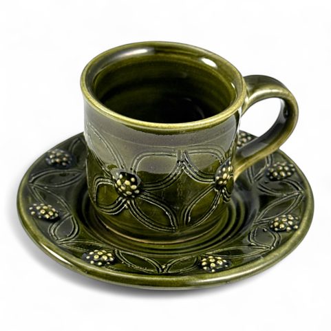 TASSE À EXPRESSO VERTE PLUS GRANDE AVEC SOUCOUPE