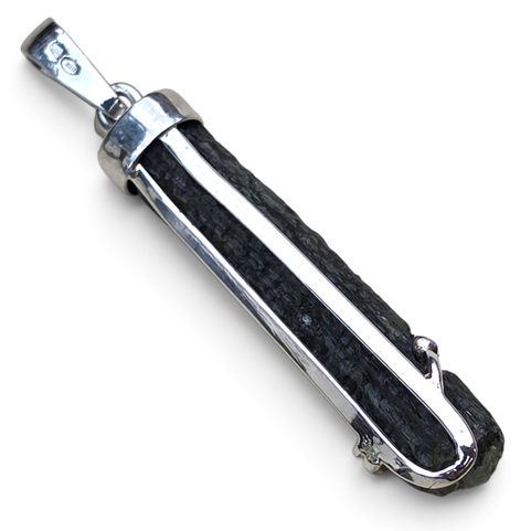 PENDENTIF EN ARGENT AVEC UN VLTAVINE NATUREL, AG 925