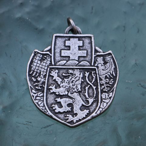CZECHOSLOVAK LEGION, COAT OF ARMS, PENDANT, ZINC