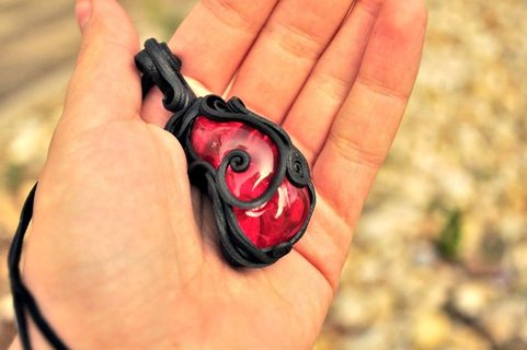 SOLARIS, GLASS PENDANT, RED, EPOXY RESIN