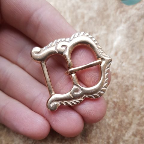 MEDIEVAL BELT BUCKLE, HUNGARY, BRONZE