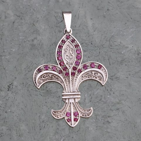 FLEUR DE LIS, LUXURY SILVER PEDNANT WITH RUBIES AG 925