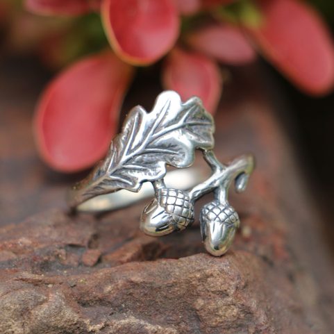 CHÊNE - FEUILLES ET GLANDS, BAGUE EN ARGENT, AG 925 / 1000