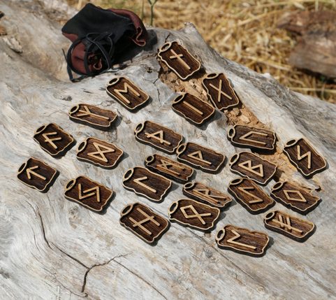 WOODEN RUNES SET - FUTHARK, 24 PIECES OF PENDANTS AND POUCH