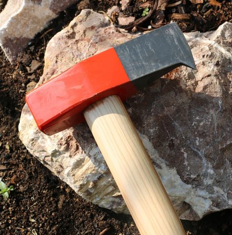 SPLITTING MAUL WOODEN HANDLE - HICKORY