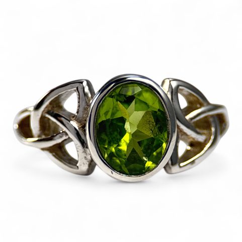 CELTIC KNOT, SILVER RING, PERIDOT AG 925/1000