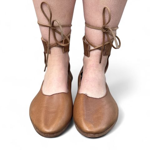 LEATHER MEDIEVAL WOMEN'S SHOES