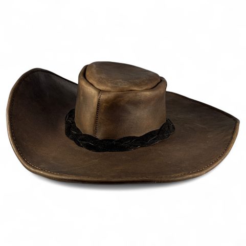 CHAPEAU DE MOUSQUETAIRE