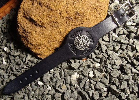 CROSS, LEATHER BRACELET