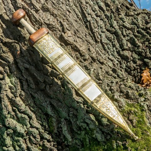 GLADIUS, TYPE MAINZ WITH DECORATIVE SCABBARD, DECORATIVE REPLICA