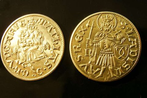 DUCAT OF MATTHIAS CORVINUS - BRASS REPLICA