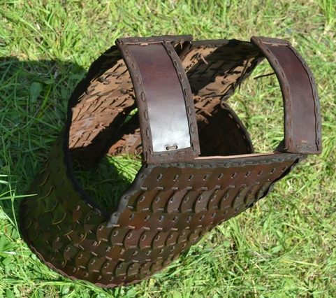 LEATHER LAMELLAR ARMOUR