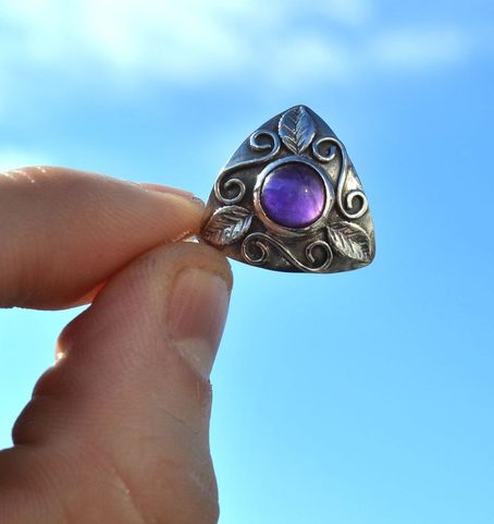 BOUDICCA, STERLING SILVER PENDANT WITH AMETHYST
