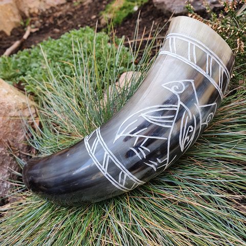 HUGINN AND MUNINN, DRINKING HORN 0,3 L