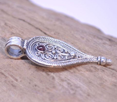 ROMAN PENDANT, II. CENTURY, STERLING SILVER