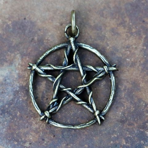 PENTAGRAM PENDANT IN ZINC, ANTIQUE BRASS