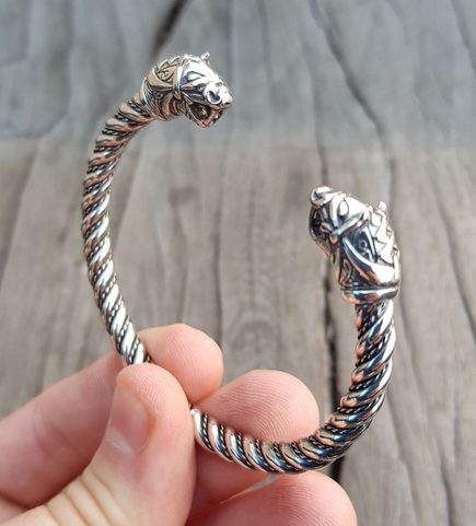 FLÓKI, VIKING SILVER BRACELET BY WULFLUND