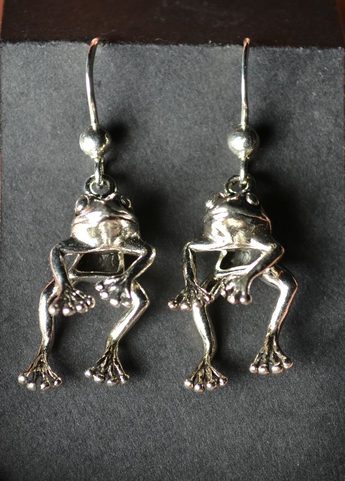 FROG, SILVER EARRINGS, MOVEABLE BODY, AG 925