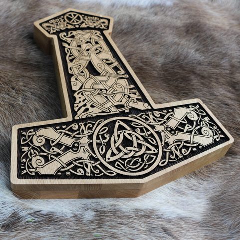 MJÖLLNIR - RUNES FUTHARK SET AND THOR'S HAMMER GIFT BOX