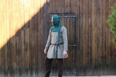 SET OF MEDIEVAL CLOTHING - MAN 2ND HALF OF THE 14TH CENTURY