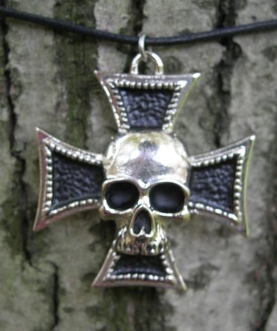 MALTESE SKULL CROSS PENDANT - AMULET