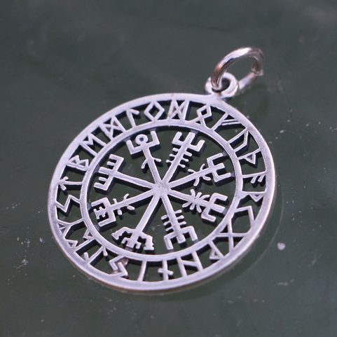 VEGVISIR, ICELANDIC RUNE SMALL PENDANT, SILVER