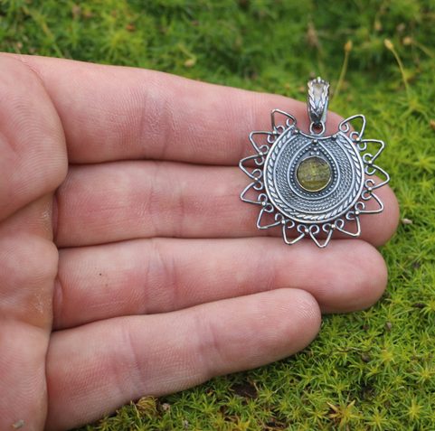 LADA MOLDAVITE, GREAT MORAVIA PENDANT, GOLD PLATED SILVER 925