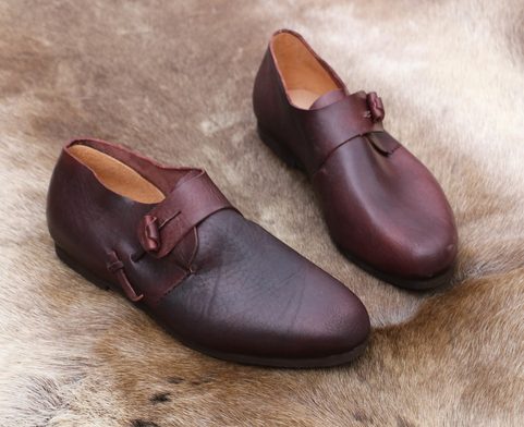 HASTEN, LEATHER VIKING SHOES