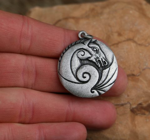 CELTIC HORSE AMULET ZINC